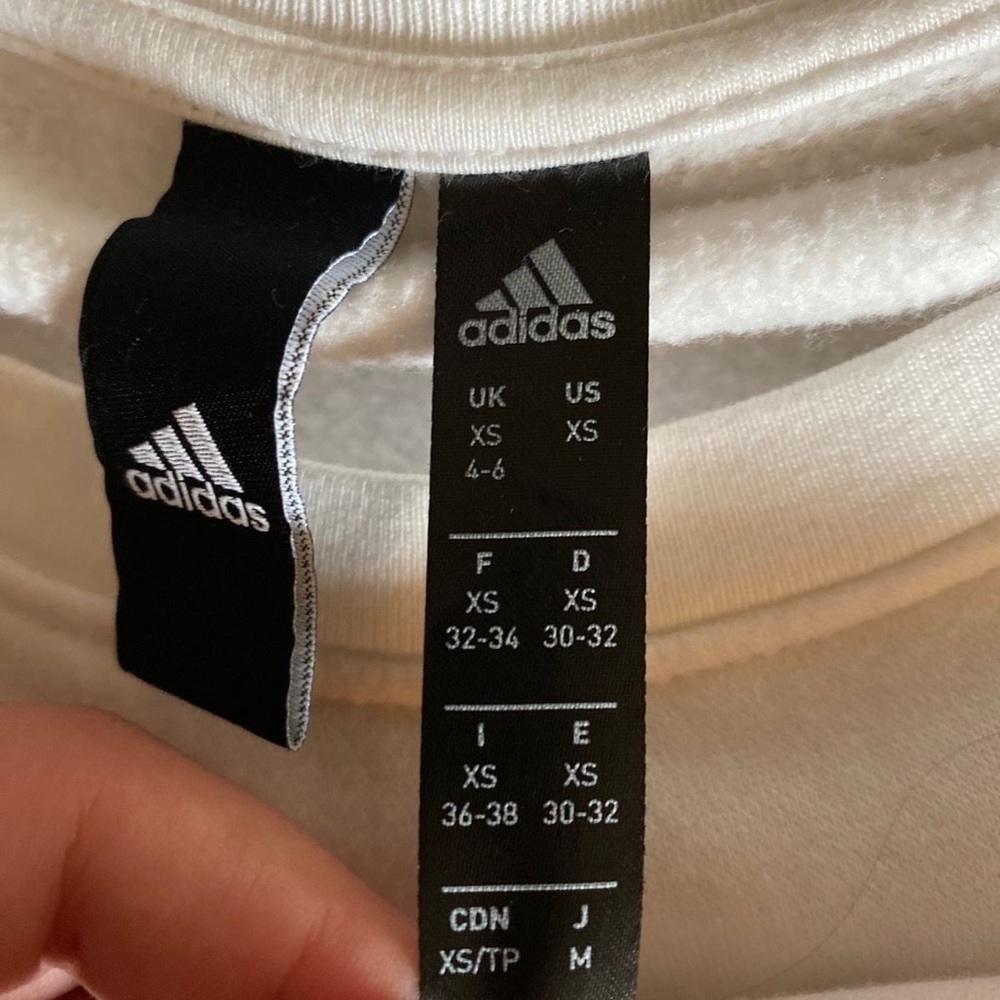 Adidas Pullover - Picture 4 of 4
